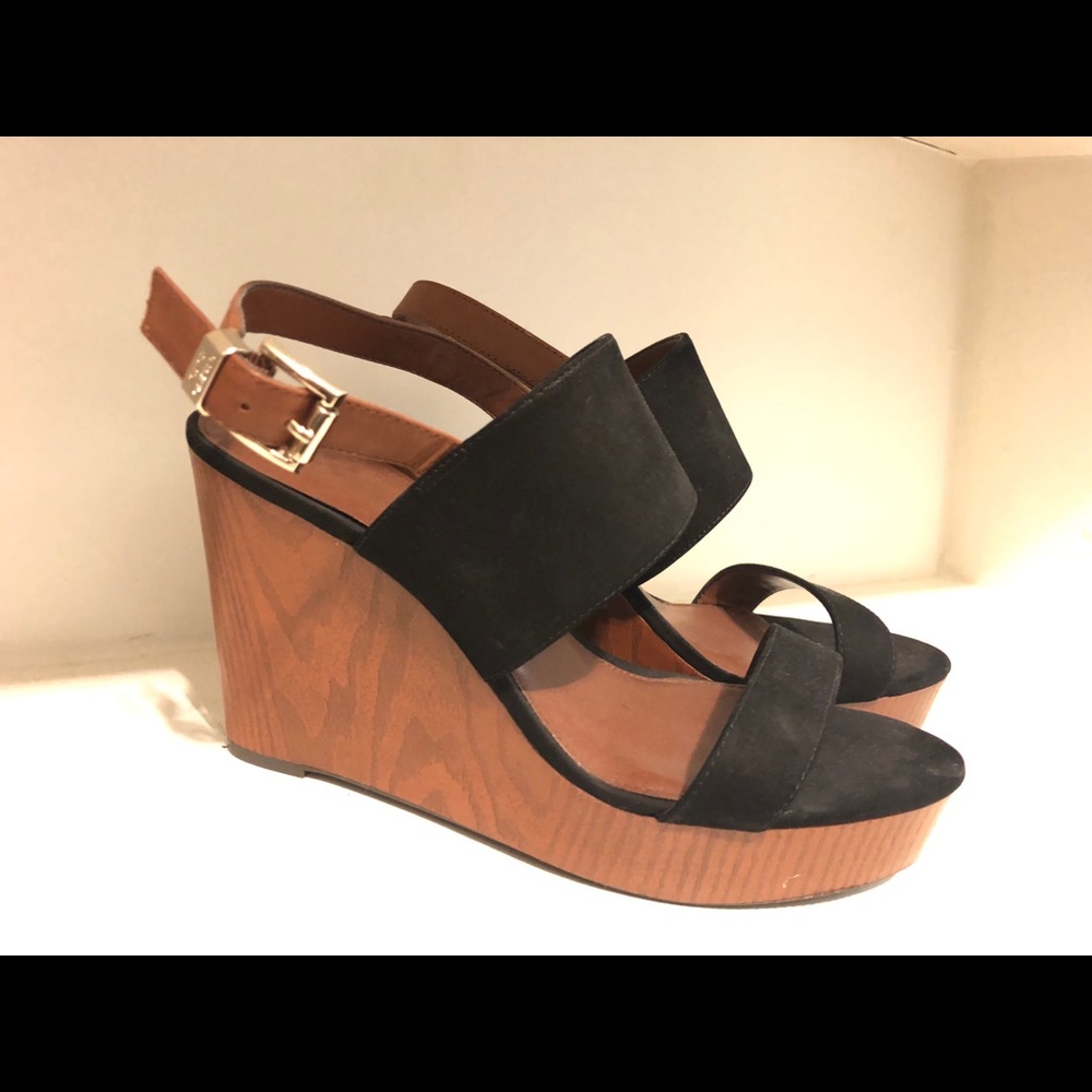 Vince camuto wedge 8.5